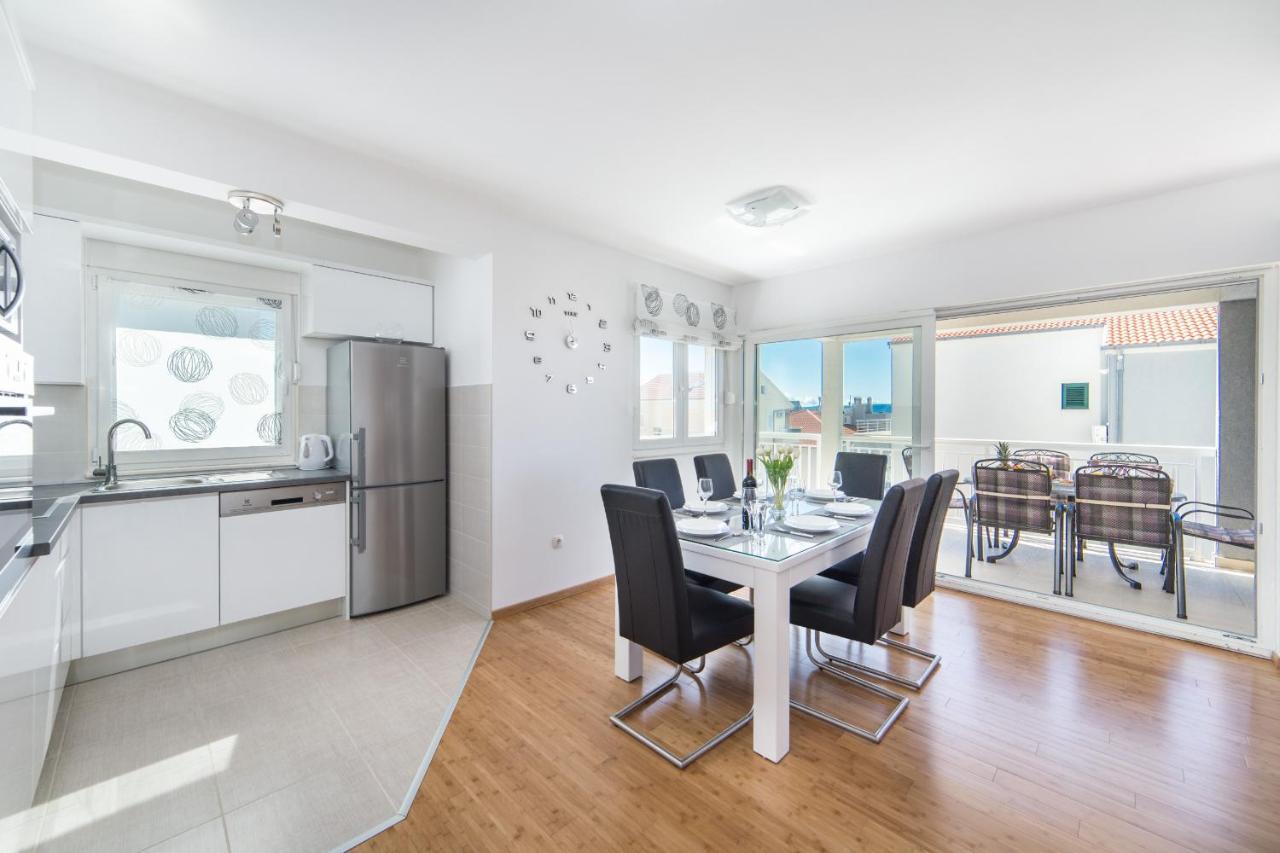Luxury Xxl Apartment Makarska Bagian luar foto