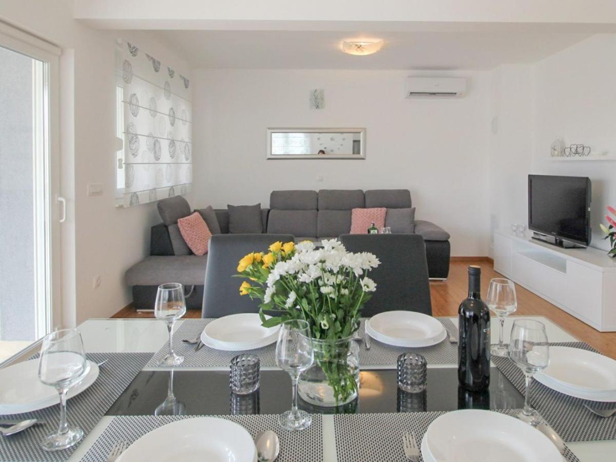 Luxury Xxl Apartment Makarska Bagian luar foto